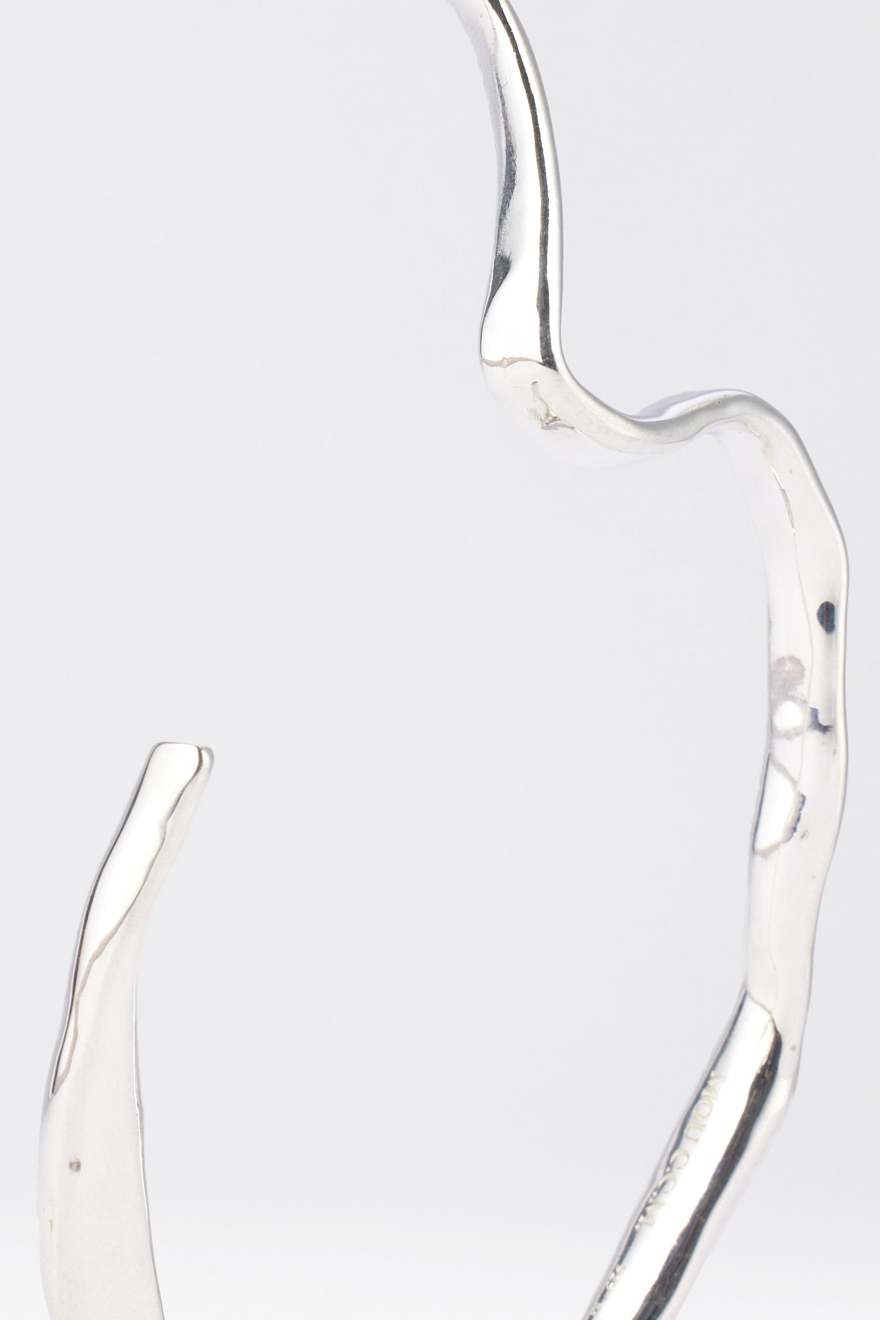 Silver Hammer-crafted Bangle