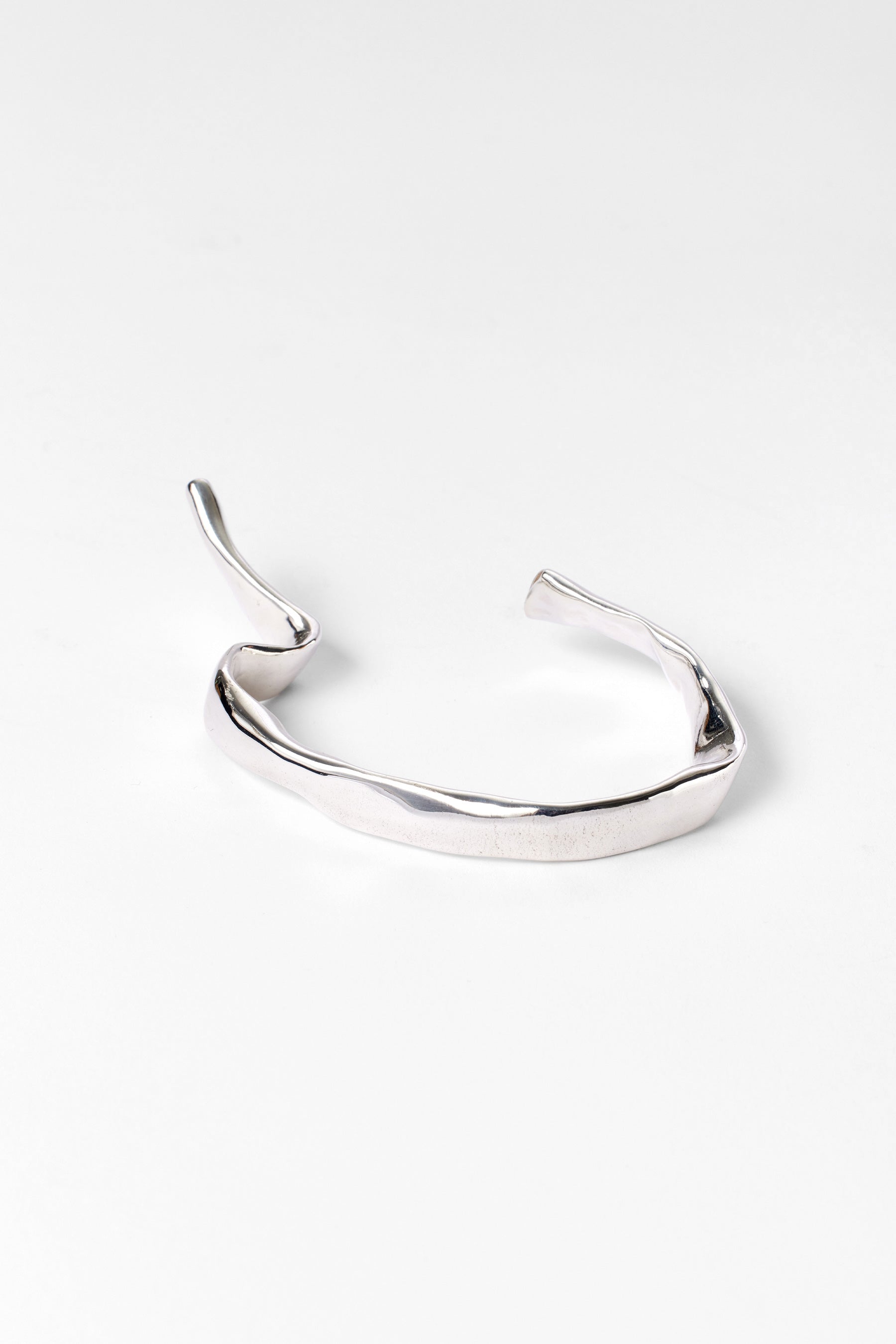 Silver Hammer-crafted Bangle