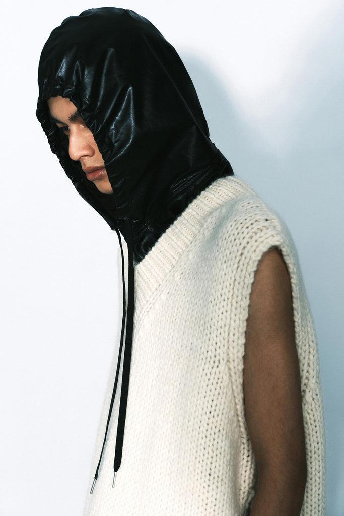 White Wool Oversized Chunky Knitted Vest