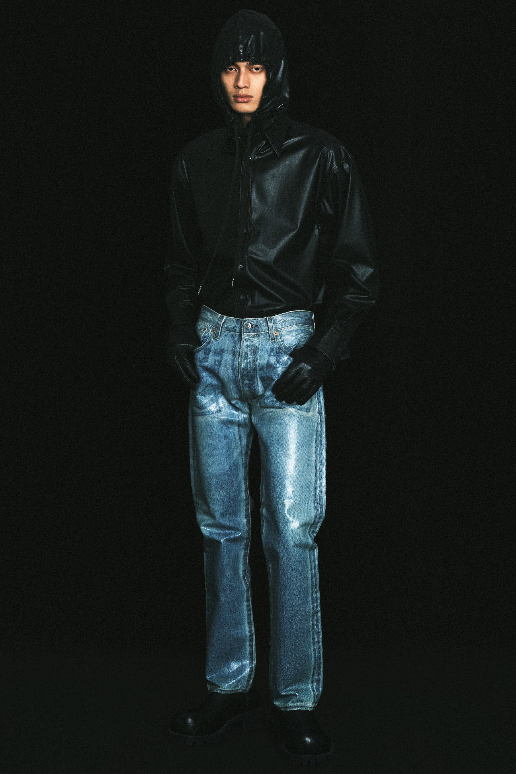 RE-edited Blue overcoating washed 501 Jeans