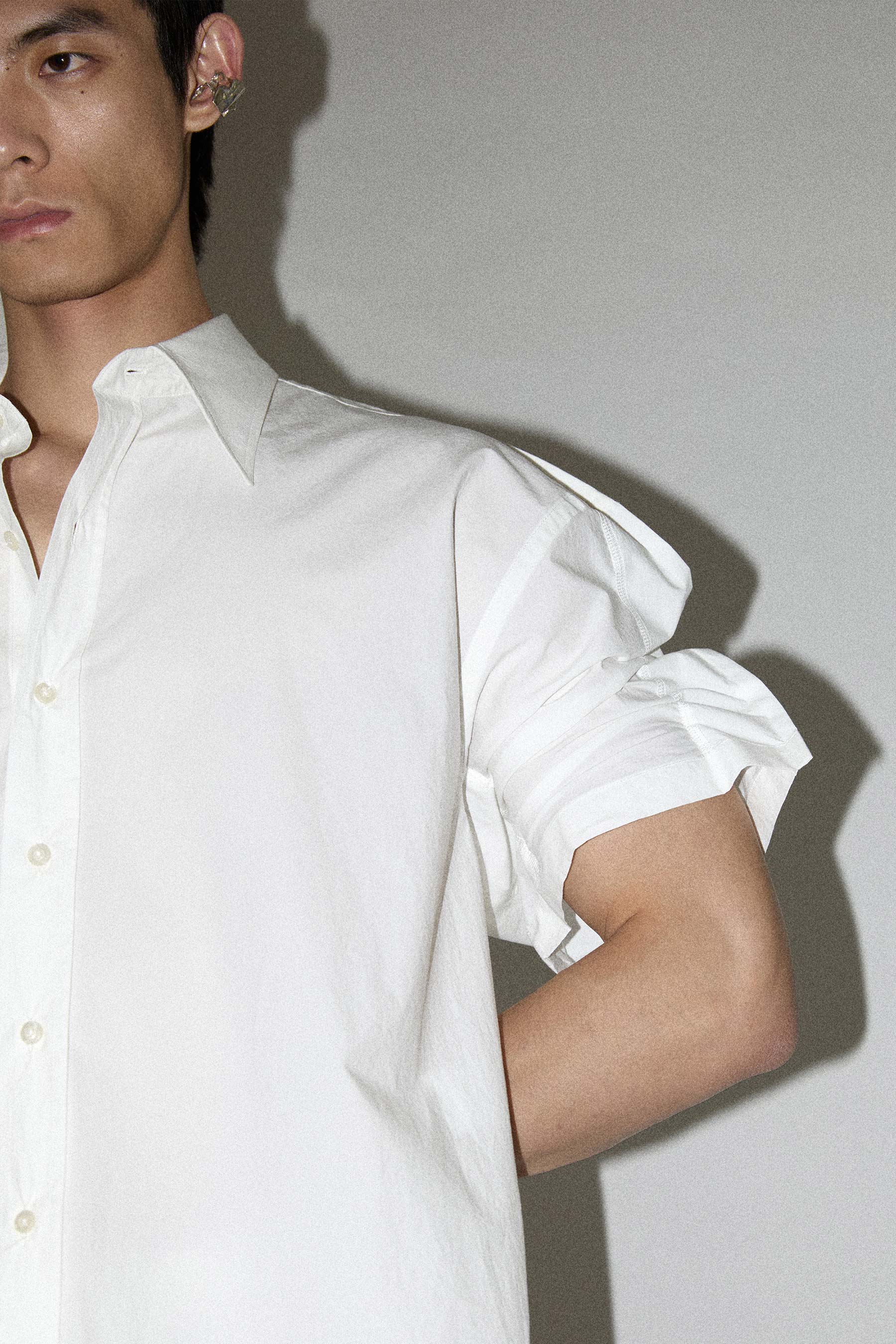 White Square Sleeves-holder Shirt