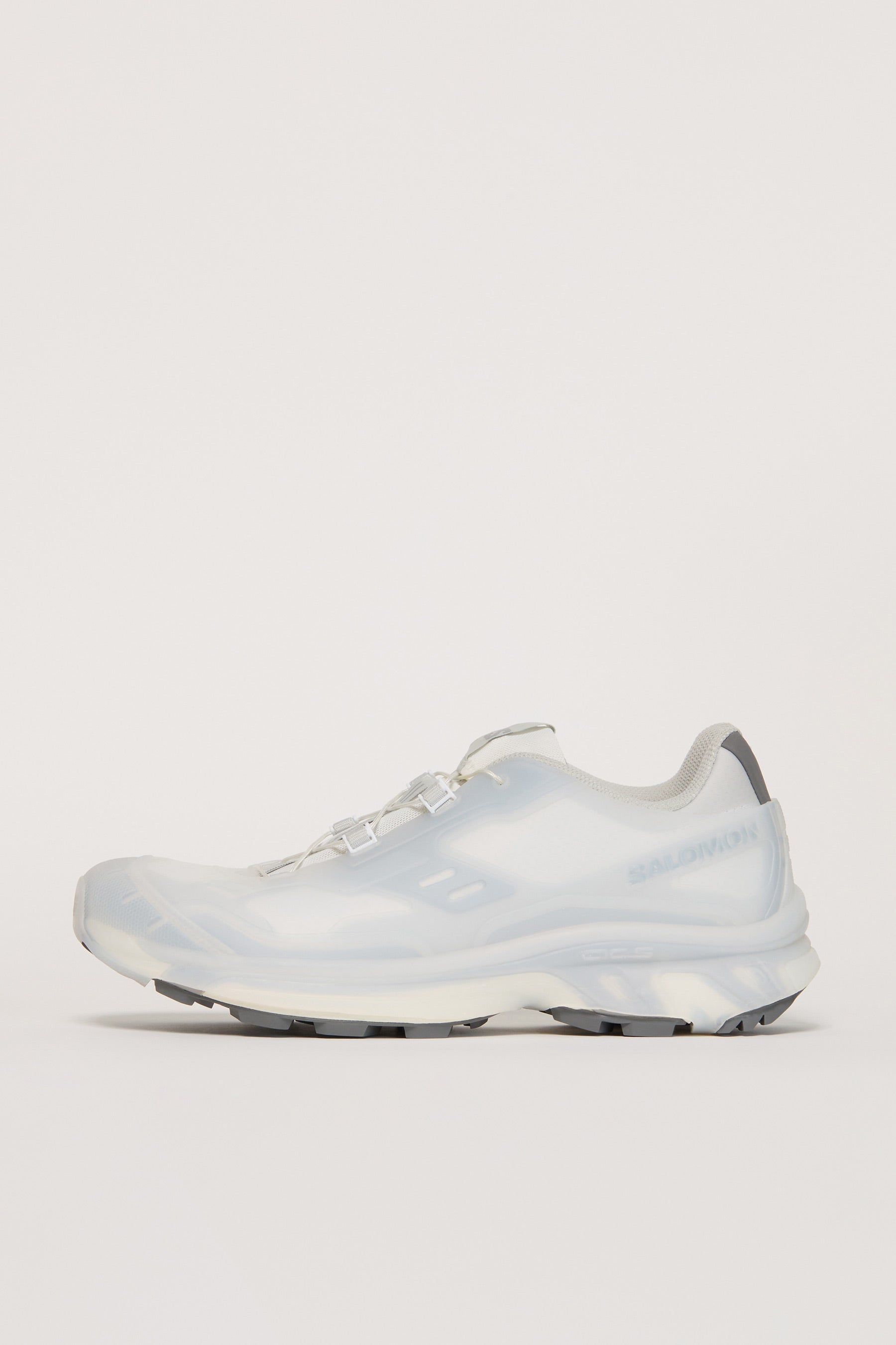 Salomon XT-RIDGE by Karmuel Young - Semi-Transparent