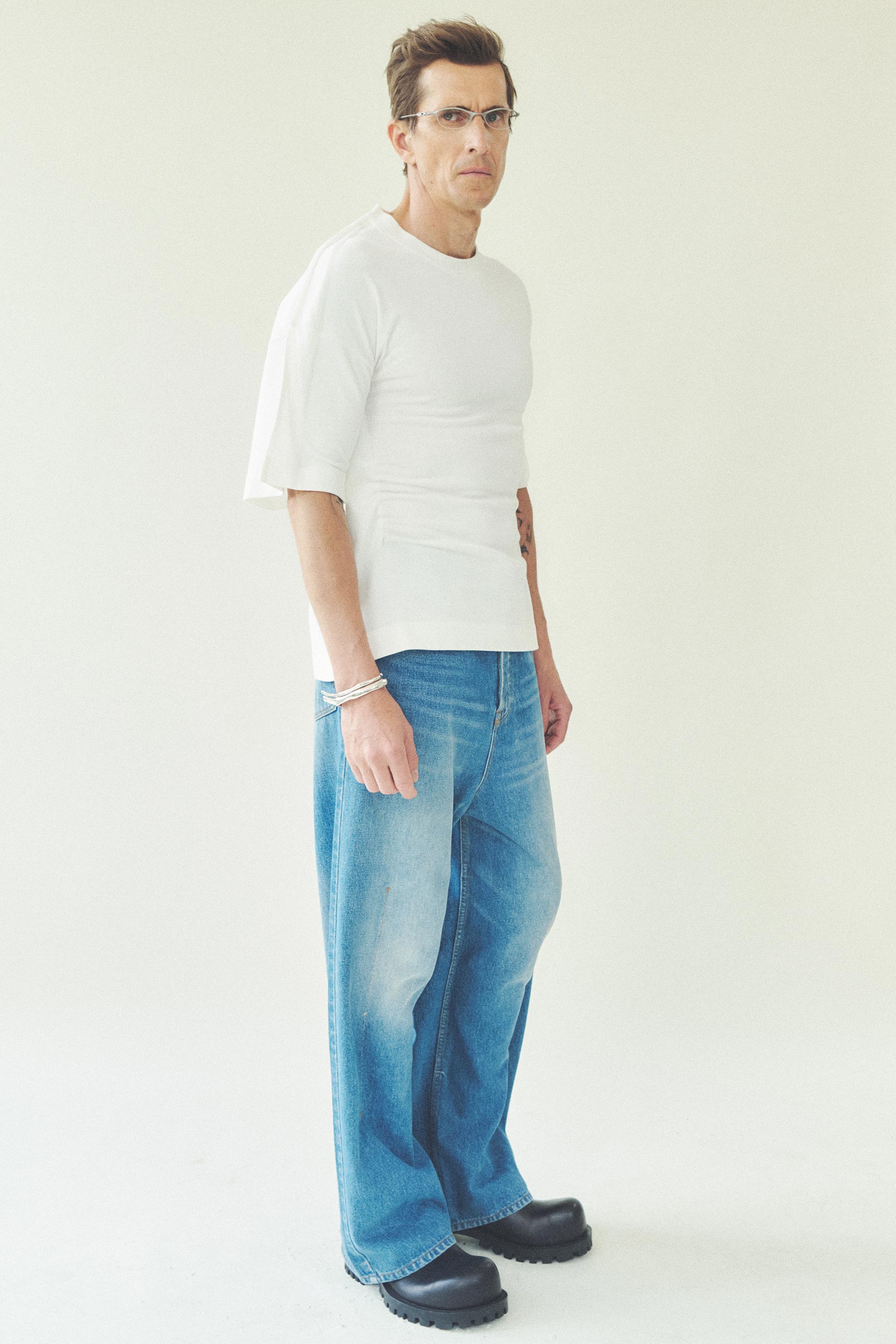 White Vacuum Bold XY-plane T-shirt