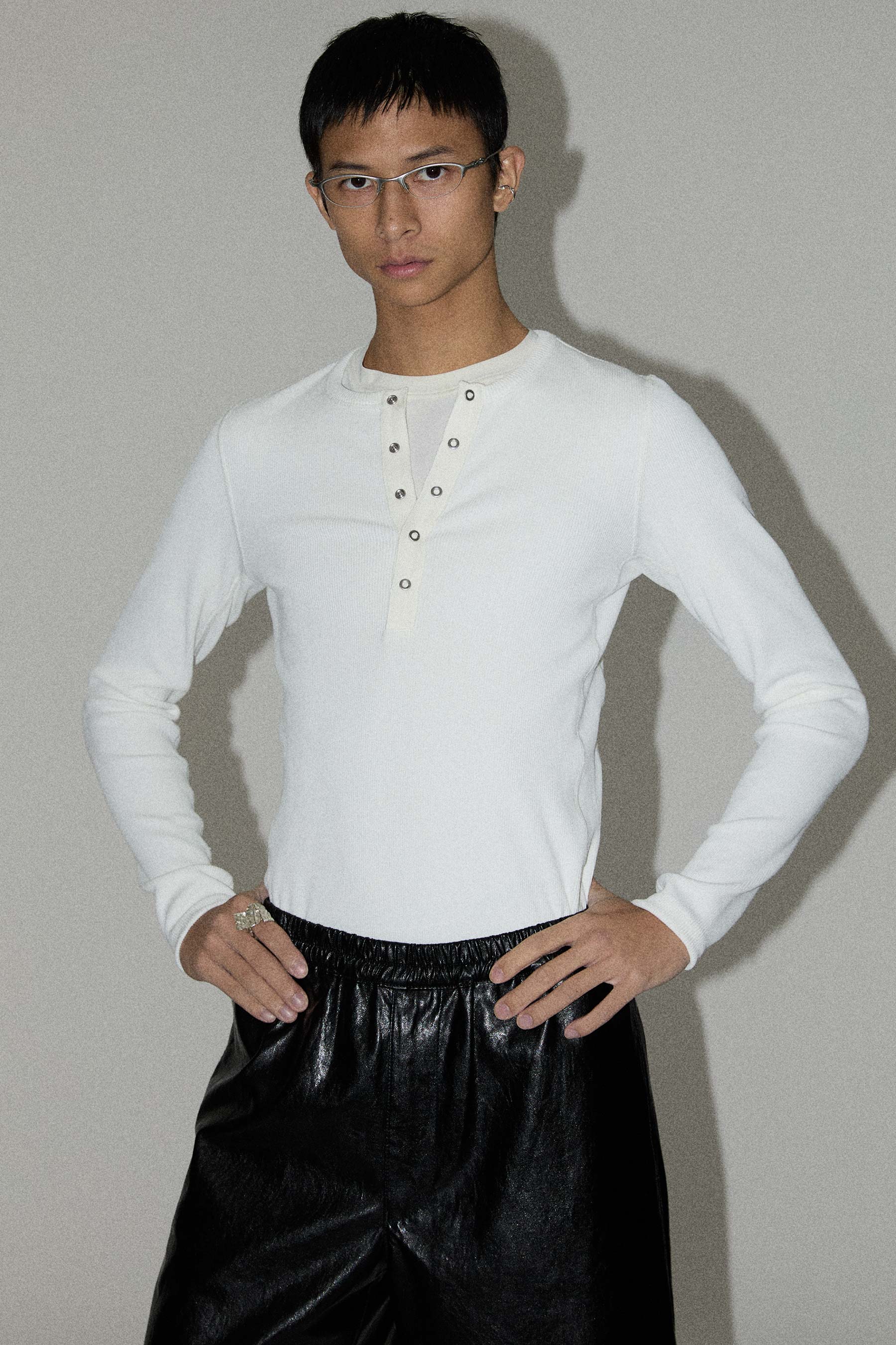 White Second Skin Hanley Neck Buttoned T-shirt