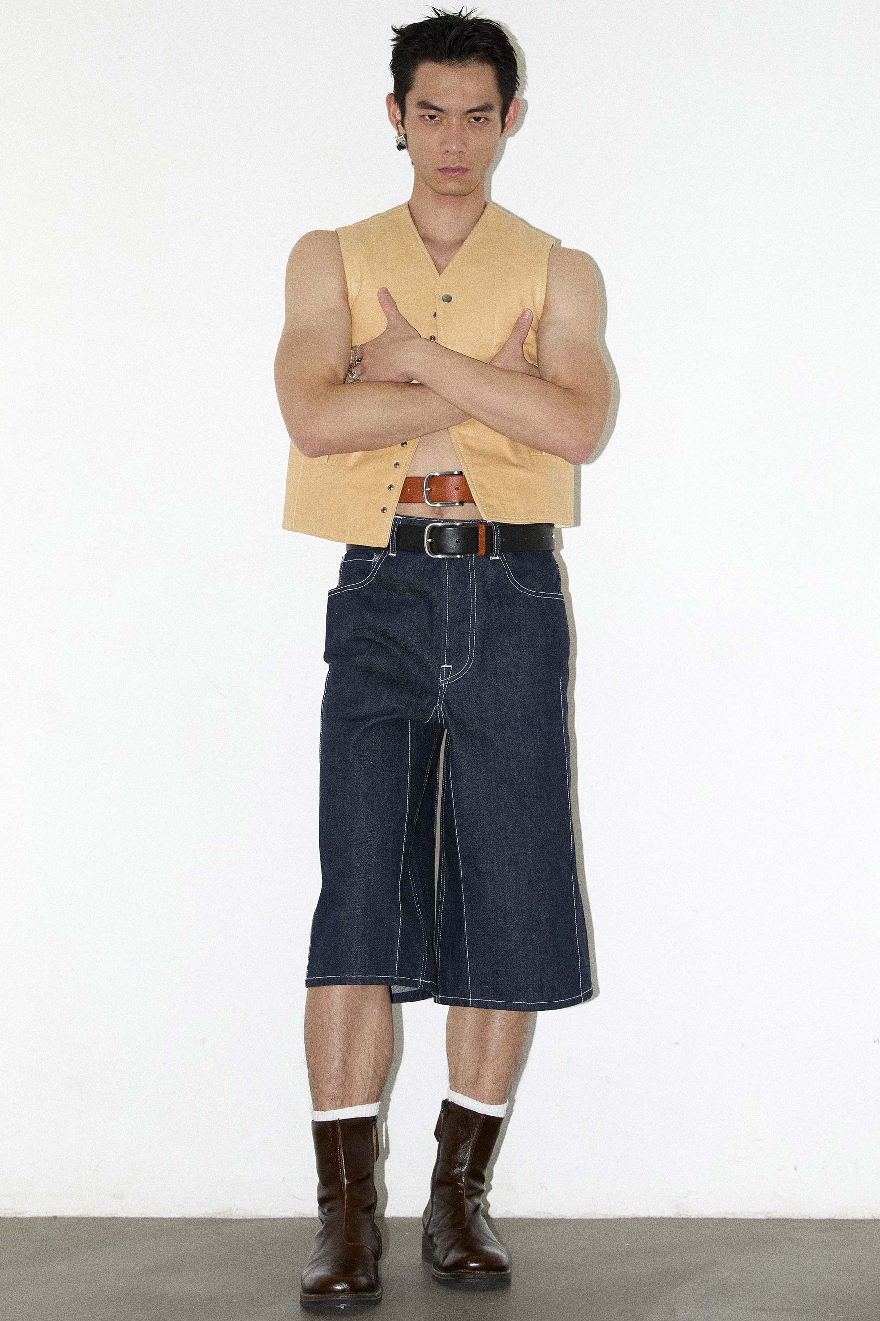Beige Calf Leather 2-way Pocket Vest