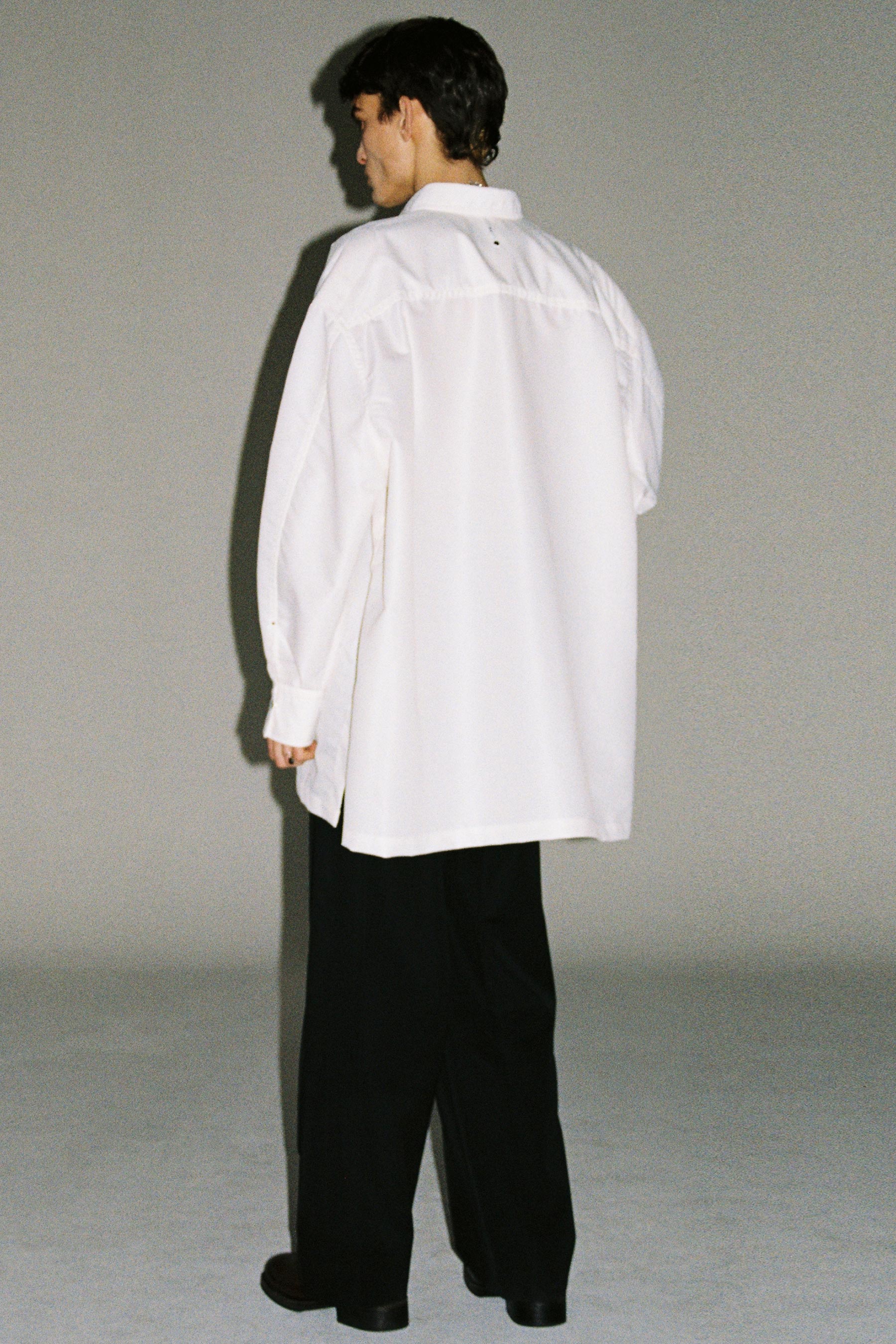 White Polyamide Strong Arm XY-plane Shirt Coat