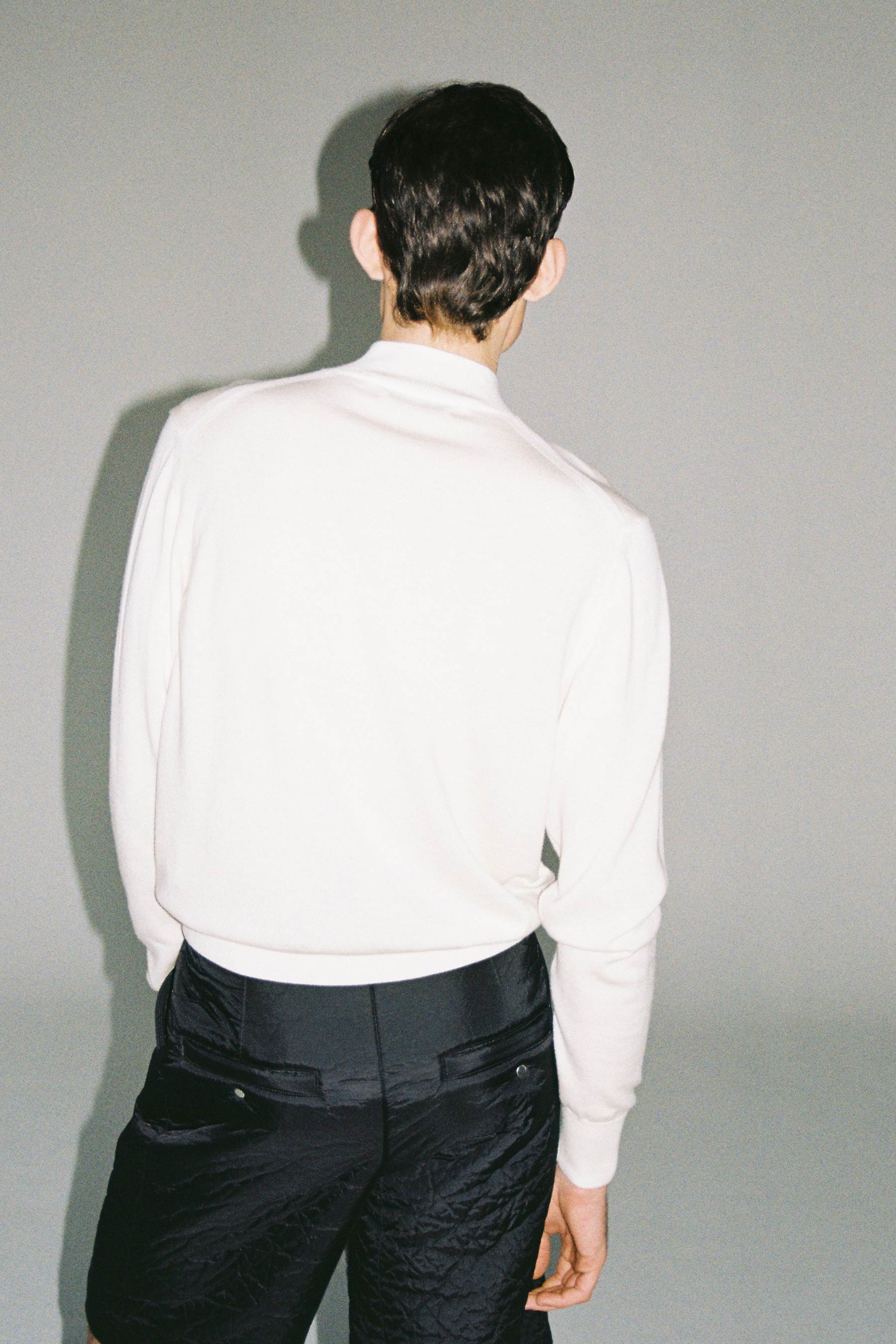 White Merino Wool V-highneck Sweater