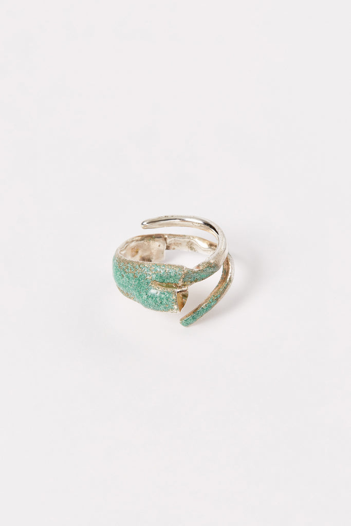 Green Enamel Spiral Silver Shirt Ring 001