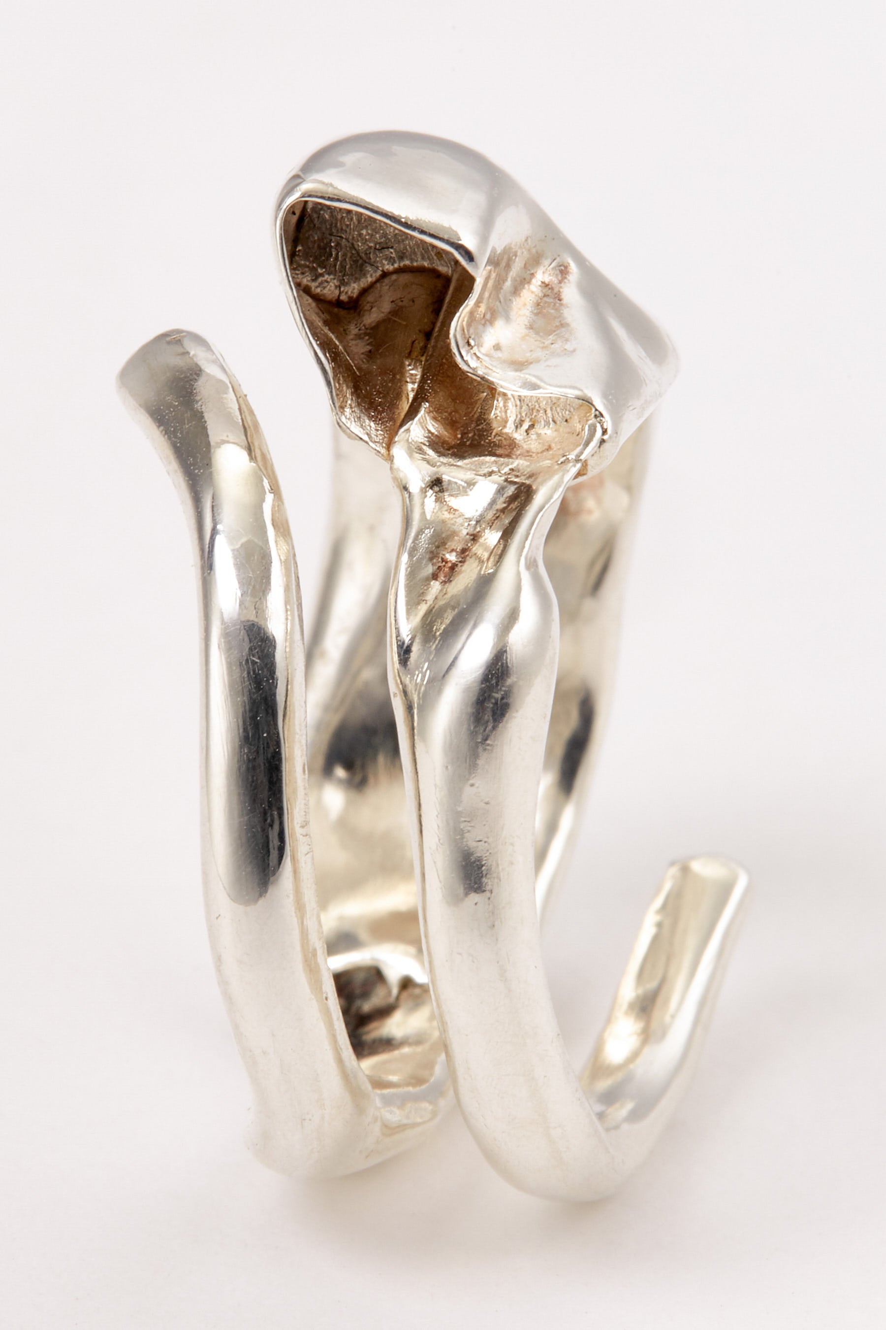 Hammer-crafted Spiral Silver Shirt Ring