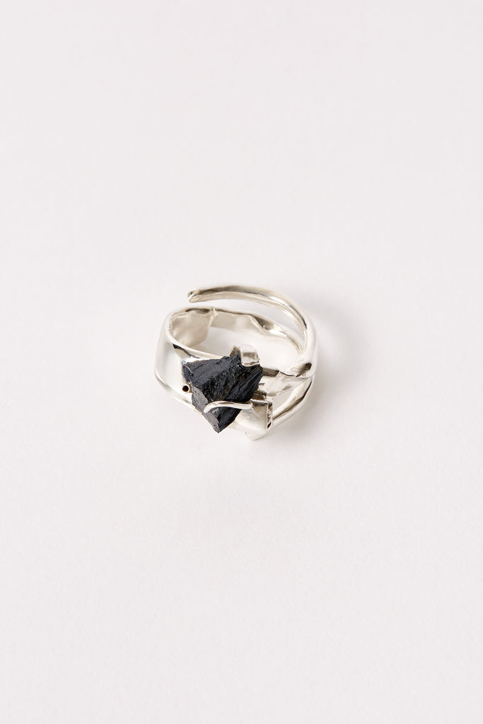 Spiral Silver Shirt Ring 001 with Black Ilvaite