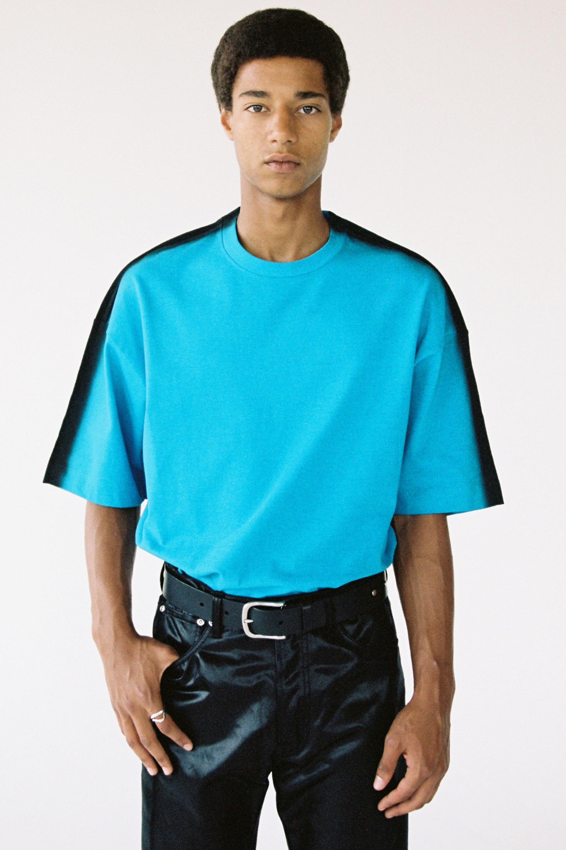 Blue Cotton Spray Printed Square XY-plane T-Shirt