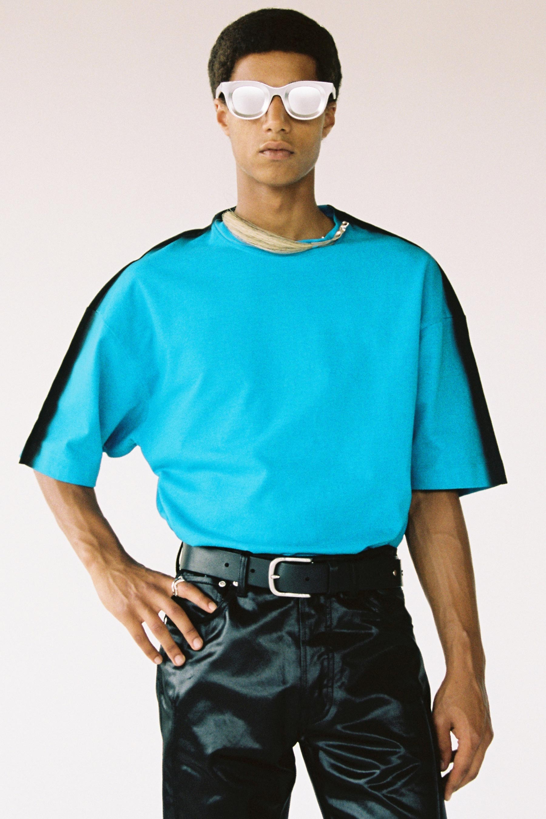 Blue Cotton Spray Printed Square XY-plane T-Shirt