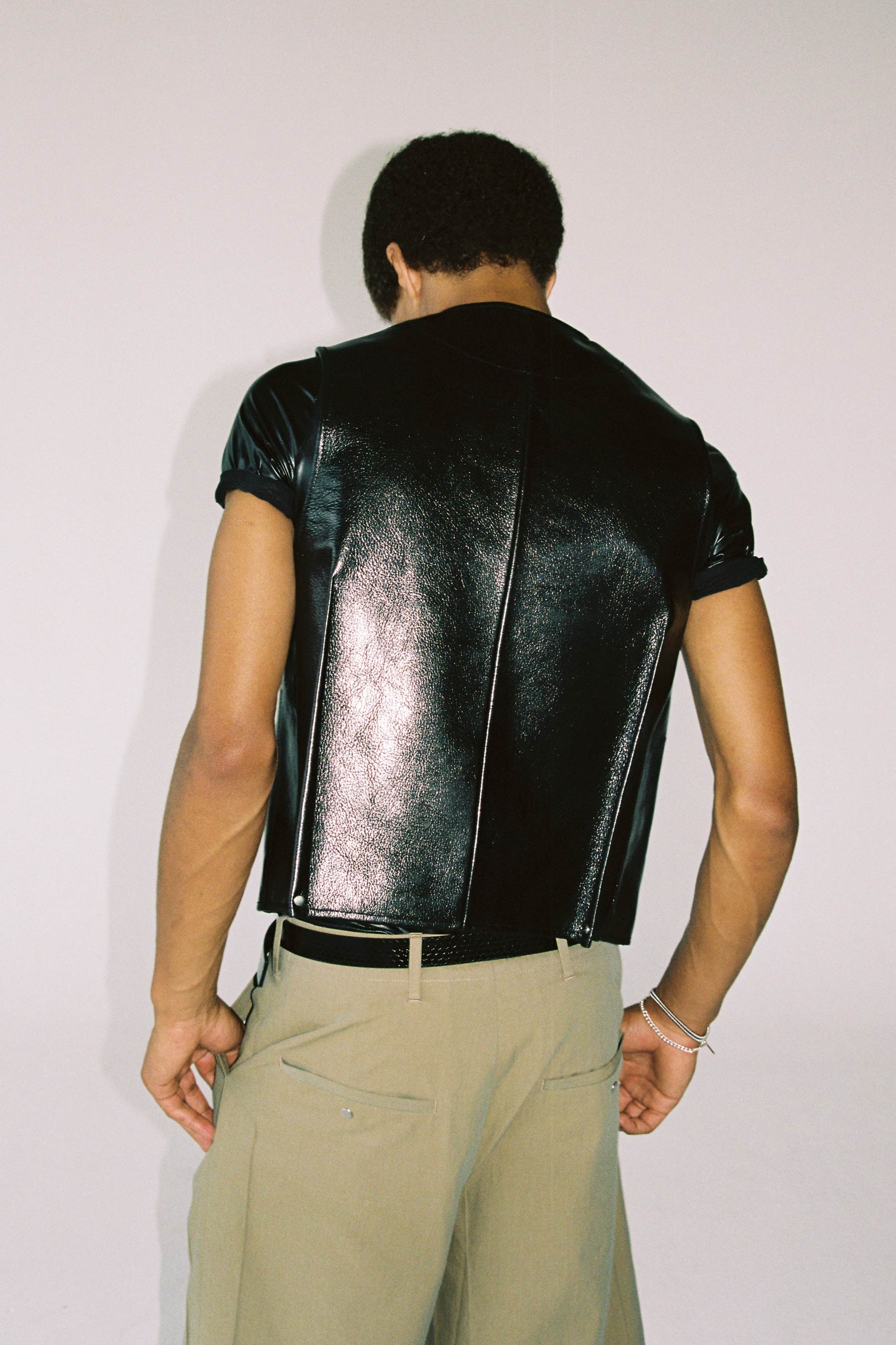Black Goat Leather 2-way Pocket Vest
