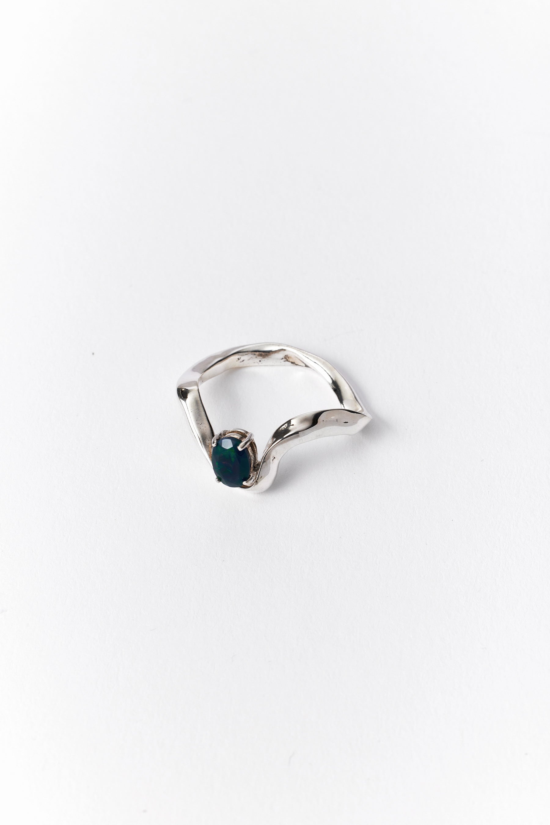 Hammer-crafted Square Tube Ring with Black Opal