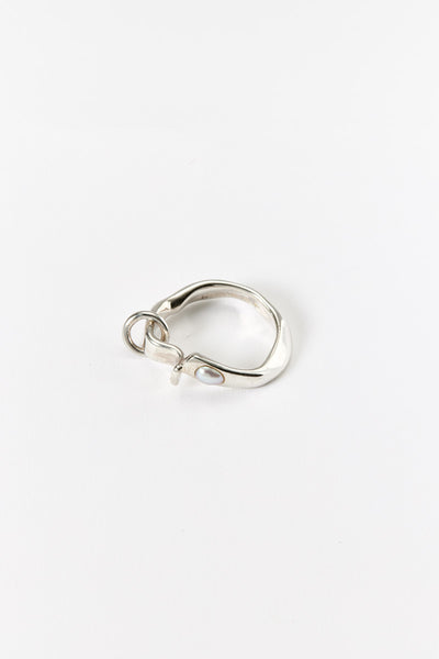 Hammer-crafted Silver Ring with Akoya Pearl