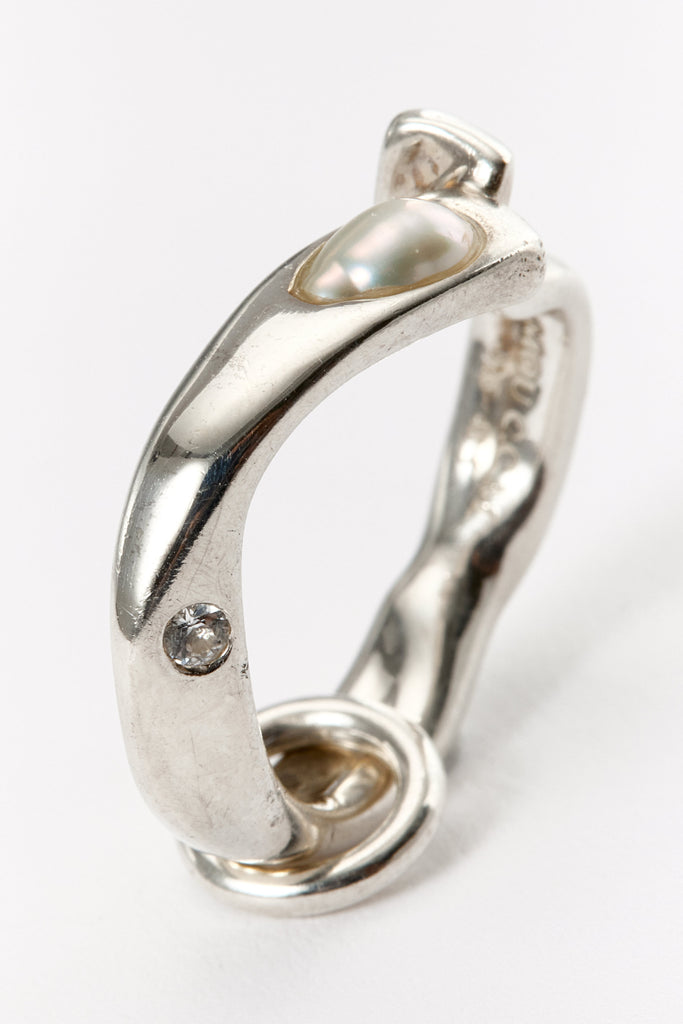 Hammer-crafted Silver Ring with Akoya Pearl and Topaz