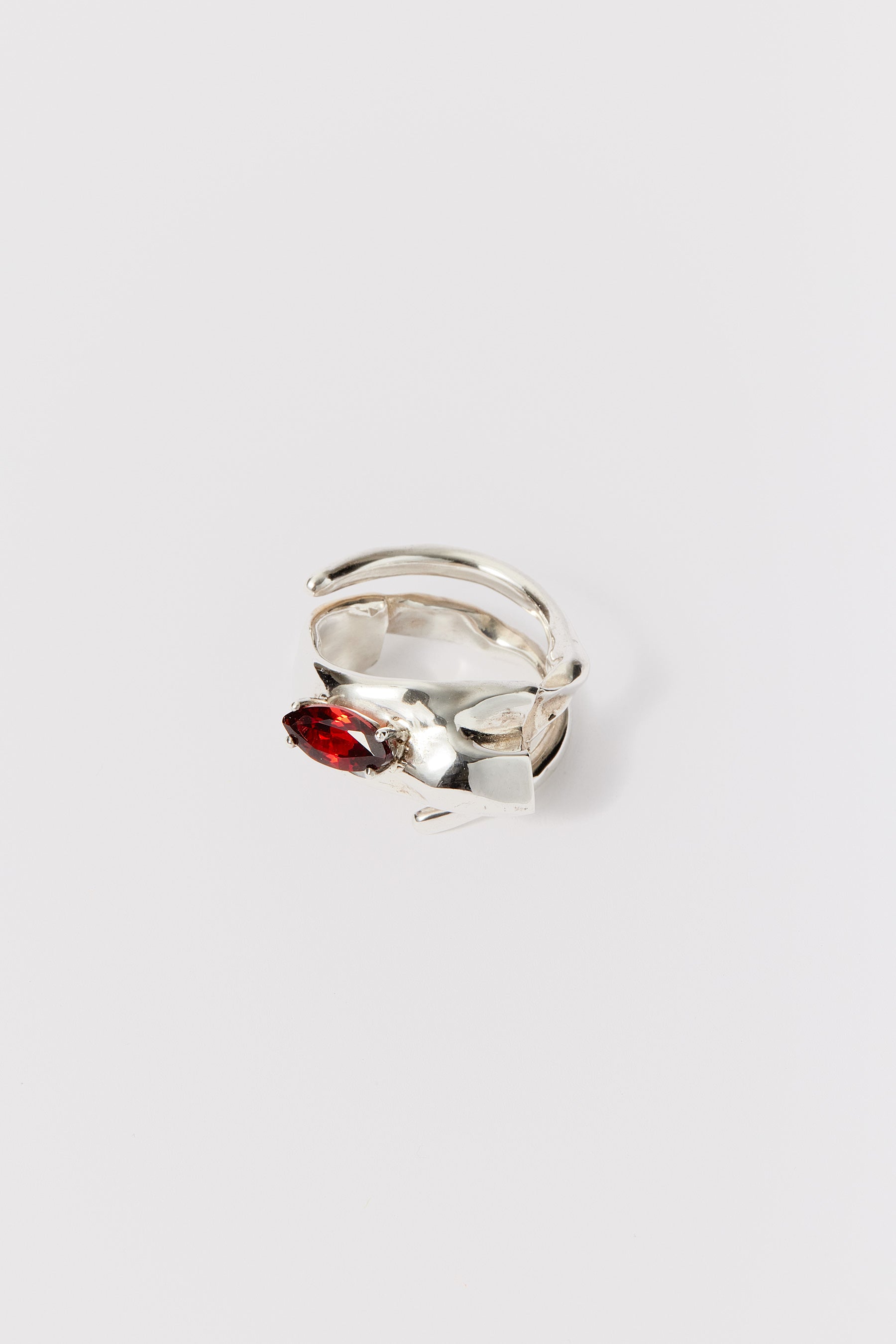 Spiral Silver Shirt Ring 001 with Red Garnet