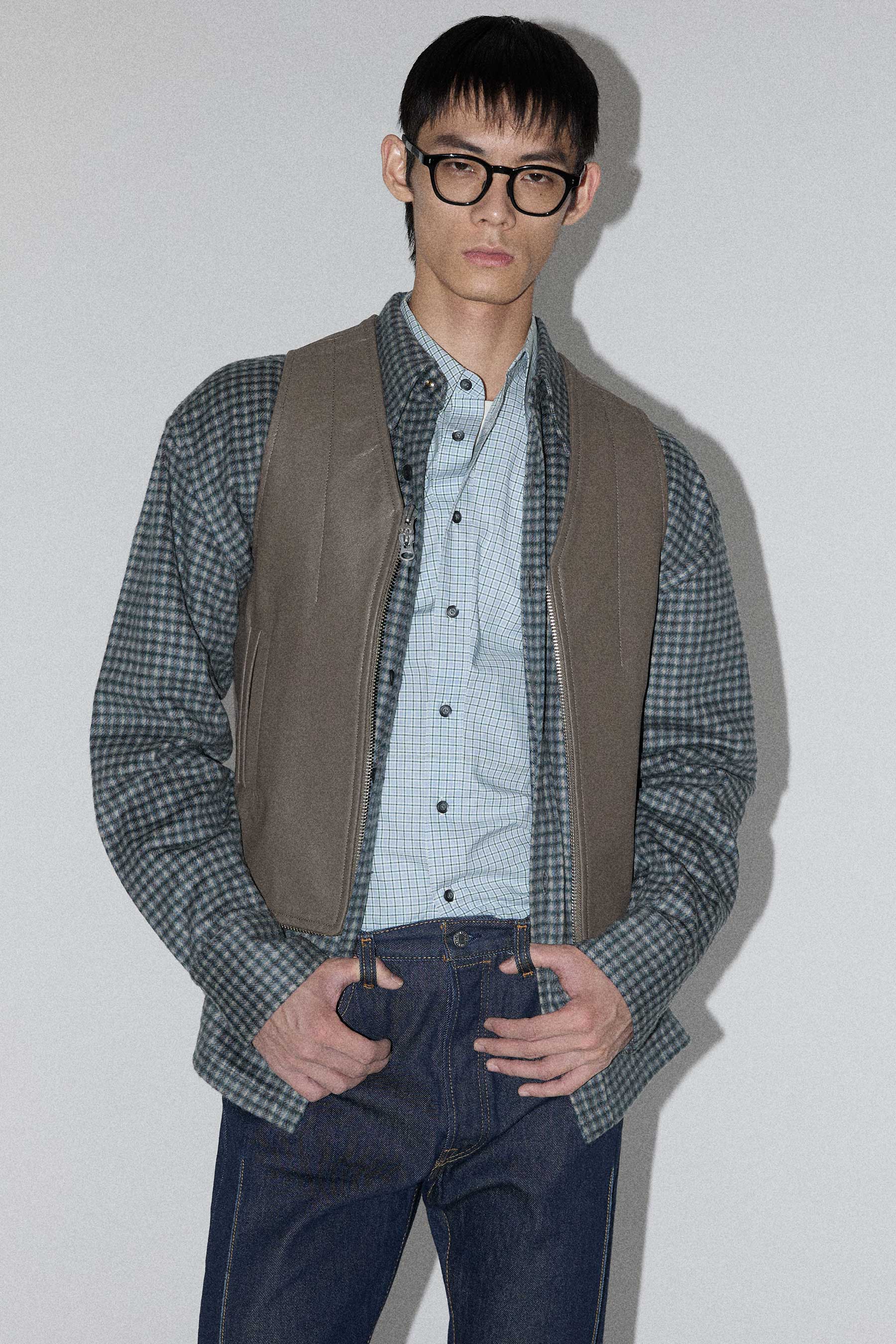 Taupe INNOVERA™ Biofabricated Full Grain Alt-Leather Transform Bag Vest