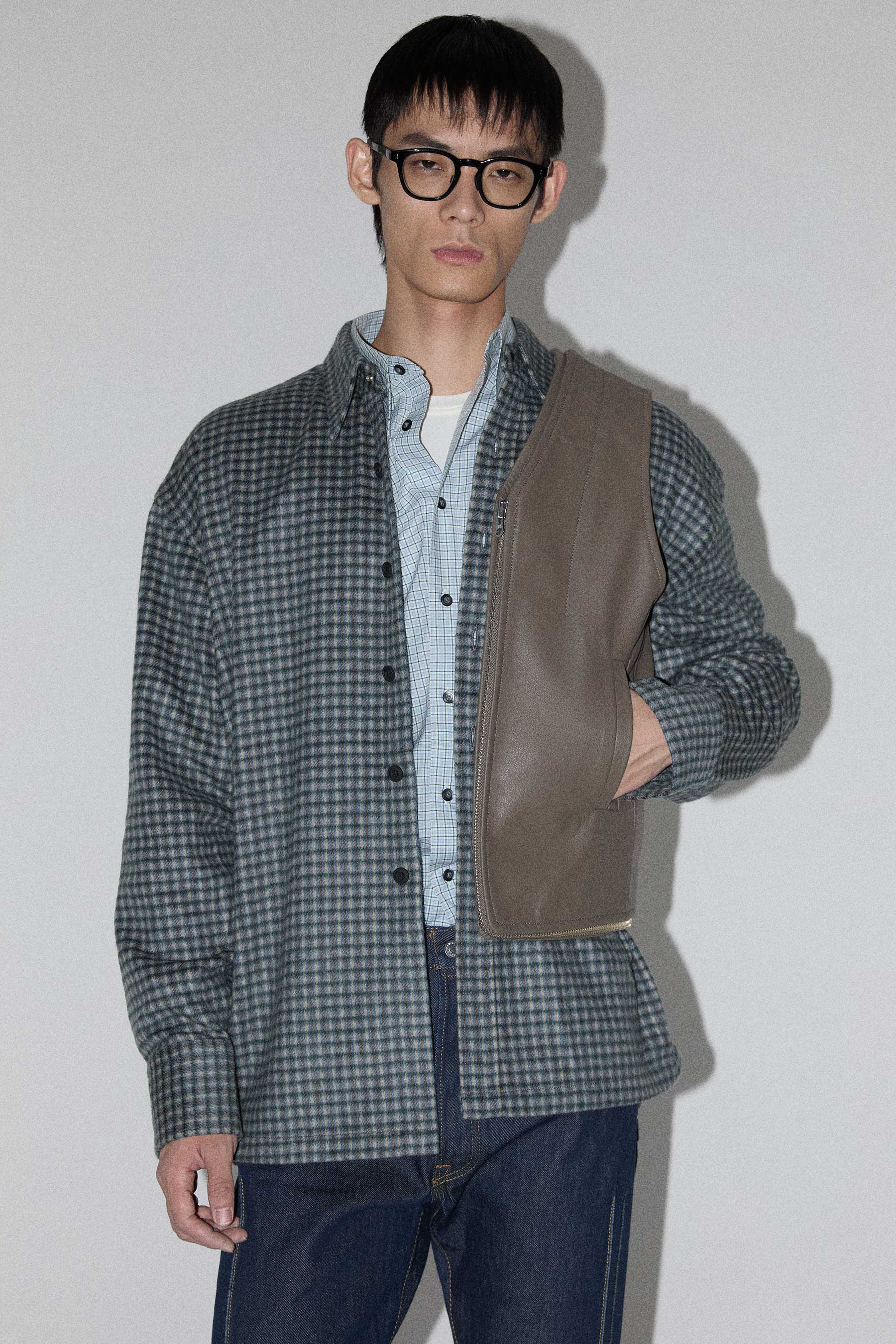 Taupe INNOVERA™ Biofabricated Full Grain Alt-Leather Transform Bag Vest