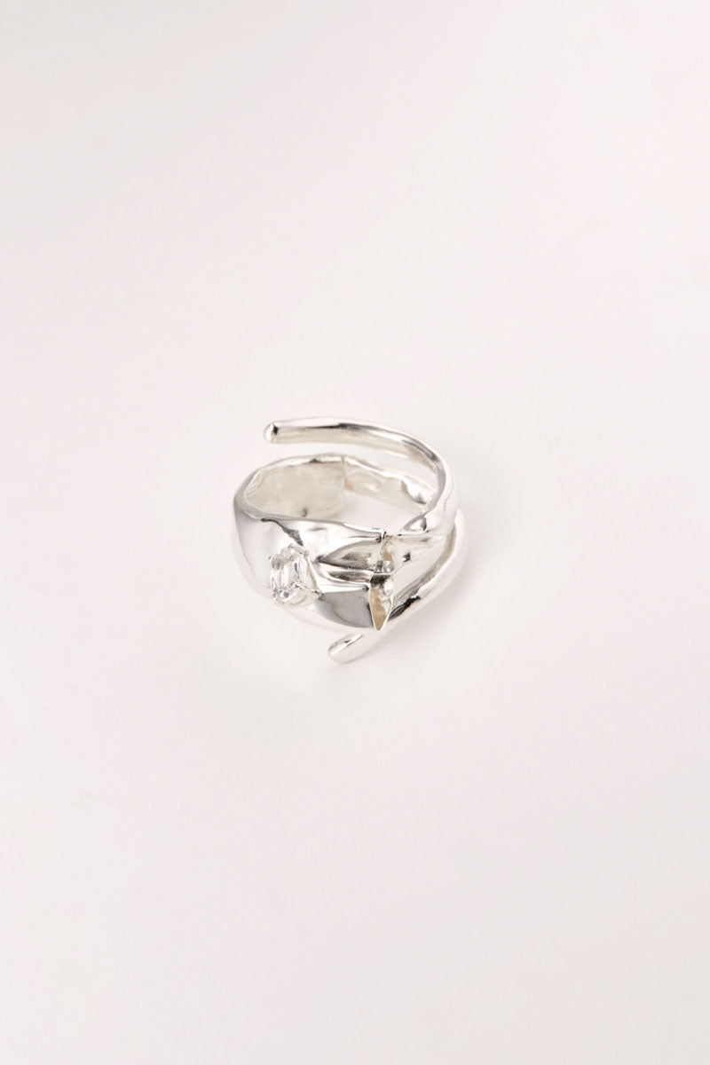 Spiral Silver Shirt Ring 001 with Topaz